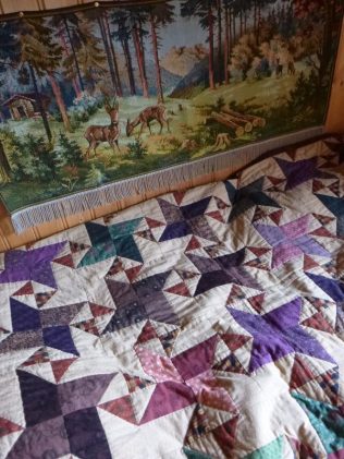 more quilt yumminess, and a needlepoint her Móðir had done